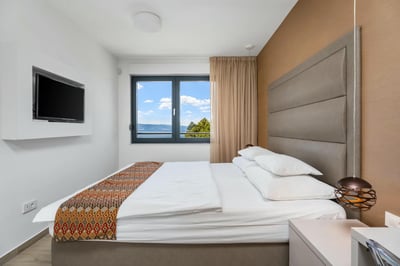 Luxury Villa Photo #41