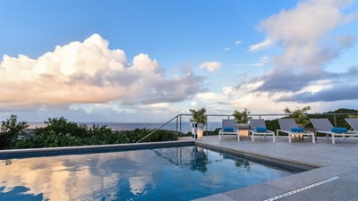 Luxury Villa Photo #5