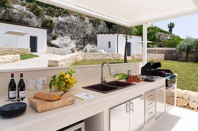 Luxury Villa Photo #14