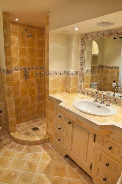 Luxury Villa Photo #18
