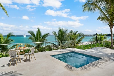 Luxury Villa Photo #19