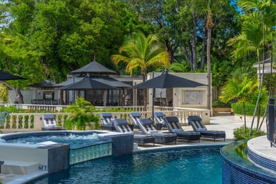 Luxury Villa Photo #2