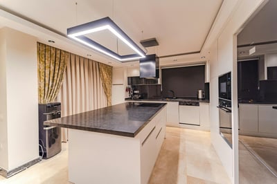 Luxury Villa Photo #26
