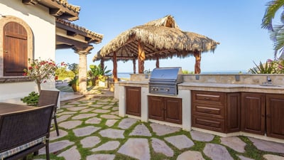 Luxury Villa Photo #28