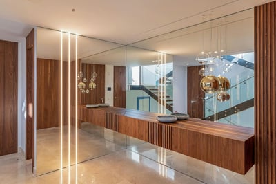 Luxury Villa Photo #36