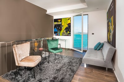 Luxury Villa Photo #38