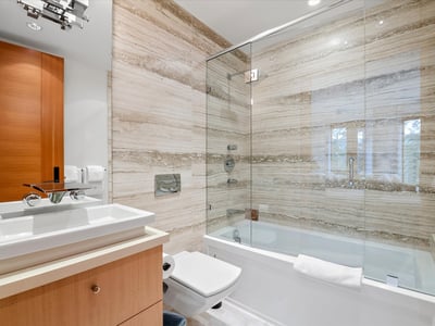 Luxury Villa Photo #50