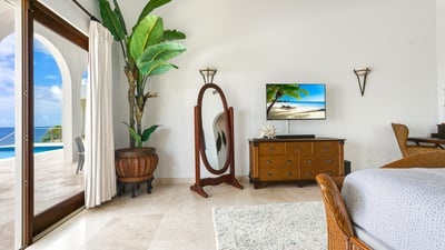 Luxury Villa Photo #27