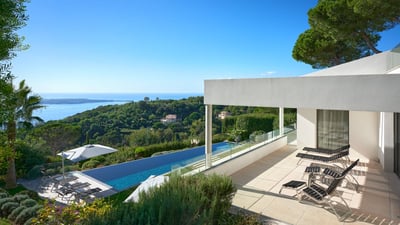 Luxury Villa Photo #6