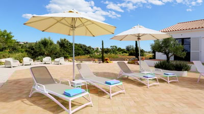 Luxury Villa Photo #3