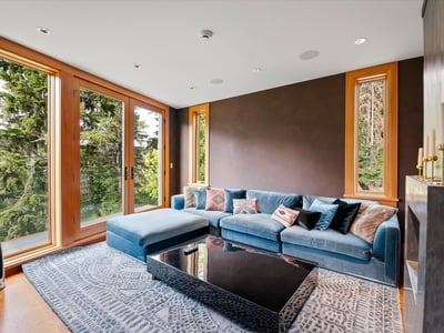 Luxury Villa Photo #25