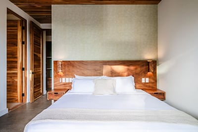 Luxury Villa Photo #40