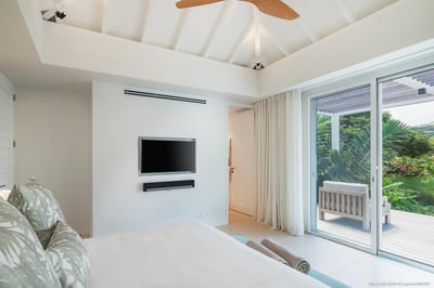 Luxury Villa Photo #33