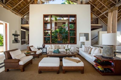 Luxury Villa Photo #20