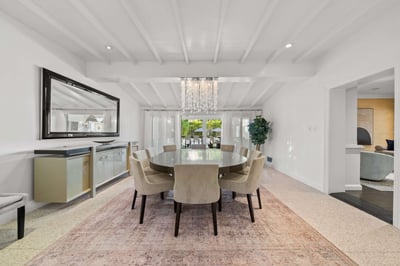 Luxury Villa Photo #21