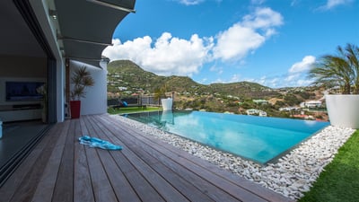 Luxury Villa Photo #8