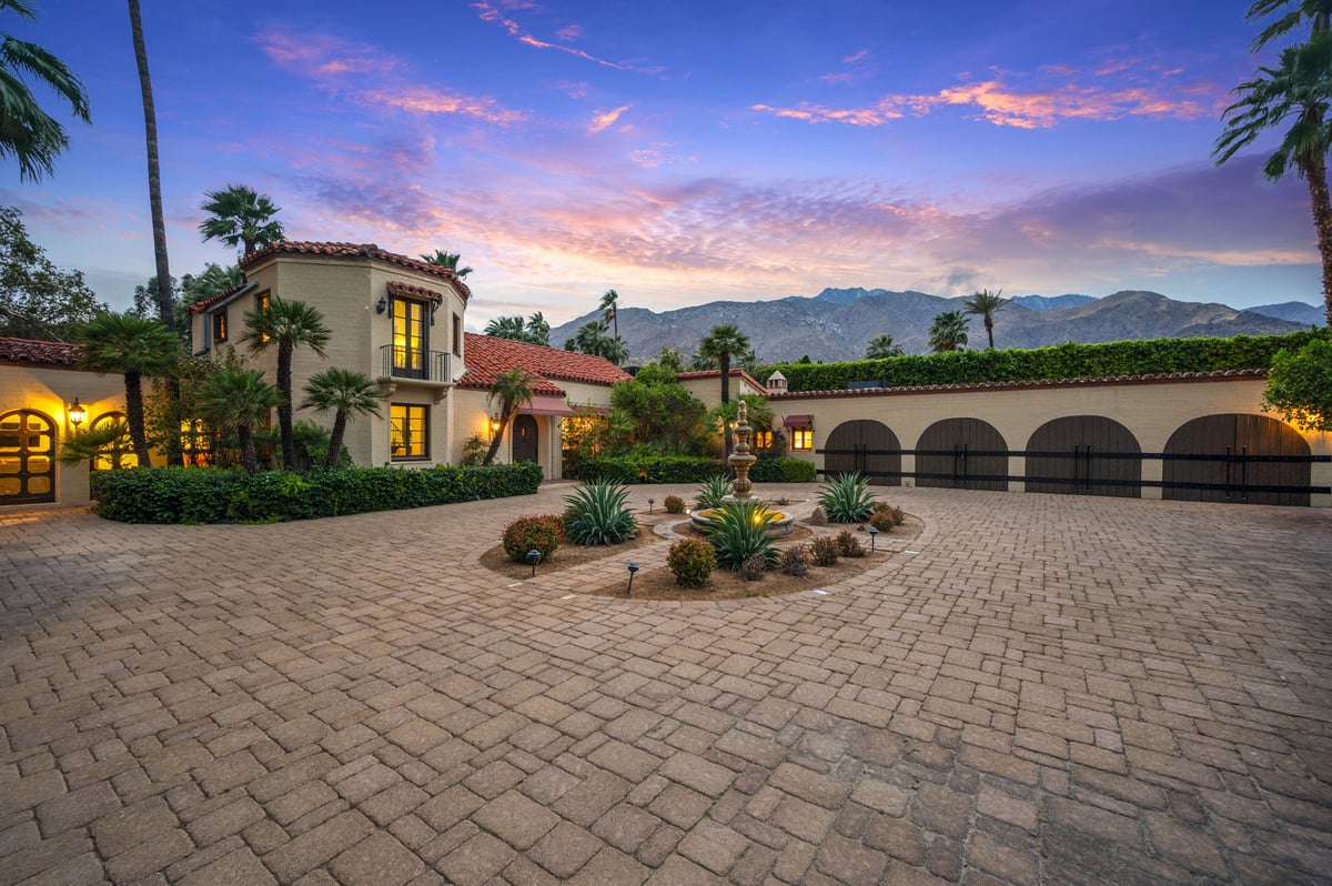 Sand Acre Estate