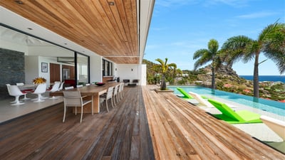 Luxury Villa Photo #18