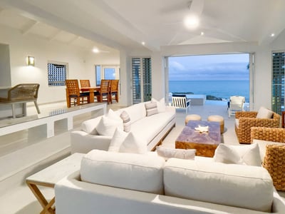 Luxury Villa Photo #35