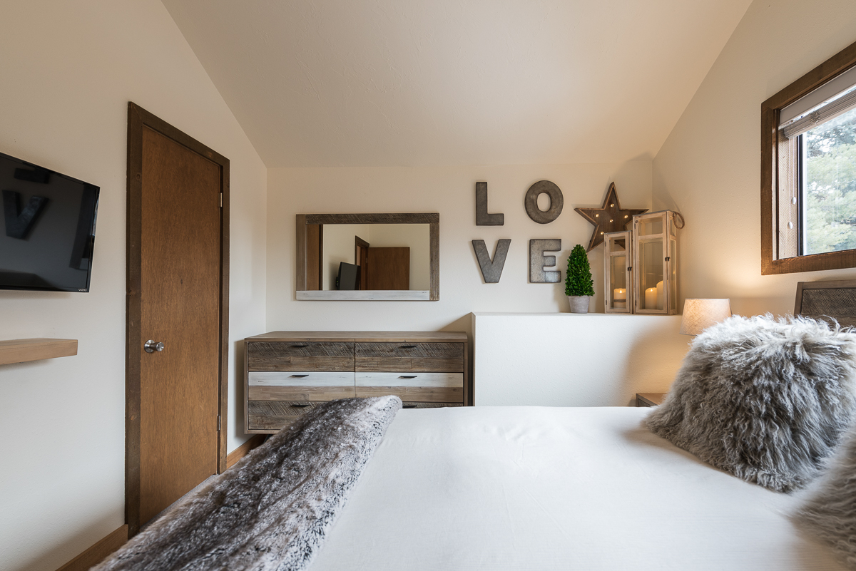 580 E 5th St chalet rental - 27