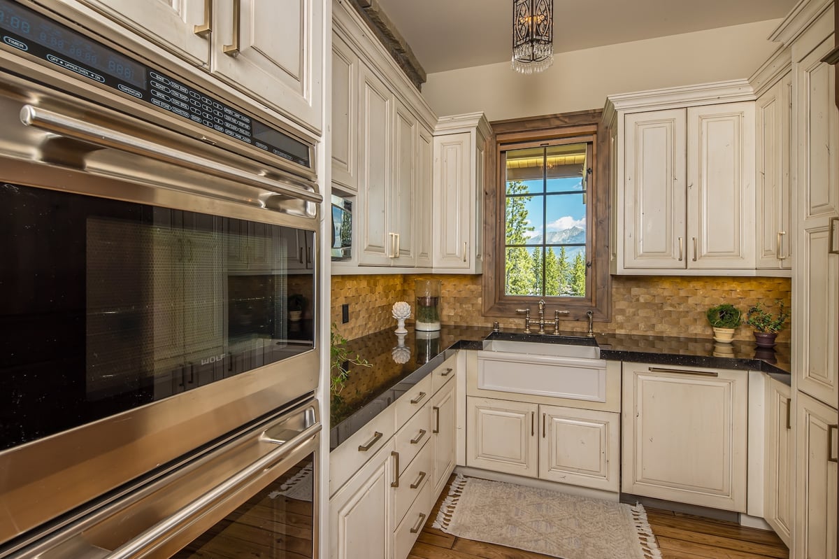 The Last Best Chalet