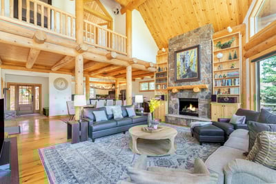Luxury Villa Photo #2