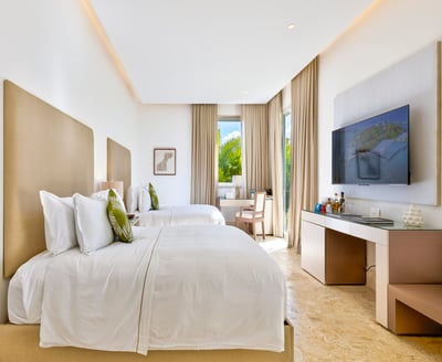Luxury Villa Photo #43