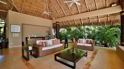 Luxury Villa Photo #34