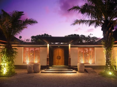 Luxury Villa Photo #6