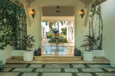 Luxury Villa Photo #48