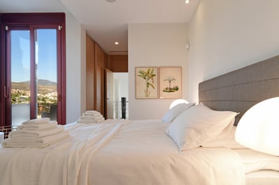 Luxury Villa Photo #29