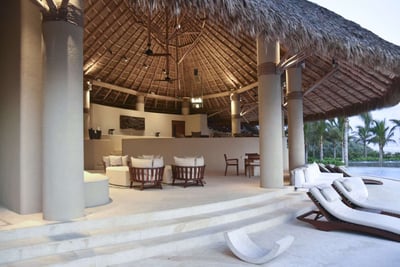Luxury Villa Photo #13