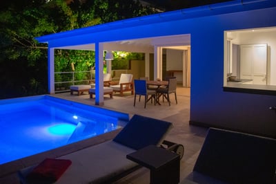 By Night: Modern and chic outdoor lighting, Charming atmosphere