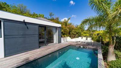 Pool & Terrace