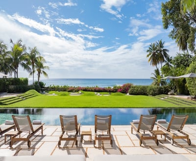Luxury Villa Photo #9