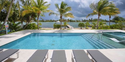 Luxury Villa Photo #2