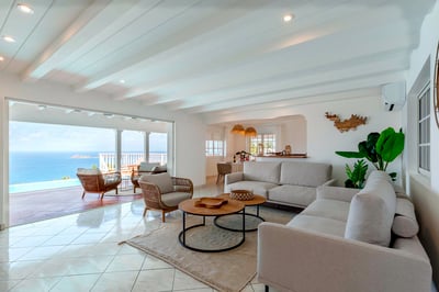 Luxury Villa Photo #11