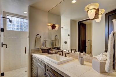 Detached casita en suite bath.