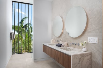 Luxury Villa Photo #47