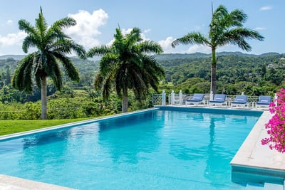 Luxury Villa Photo #2