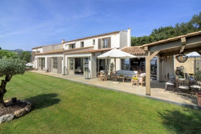 Luxury Villa Photo #11