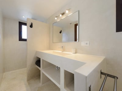 Luxury Villa Photo #23
