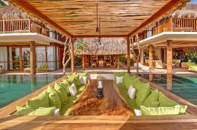 Luxury Villa Photo #9