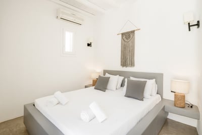 Luxury Villa Photo #36