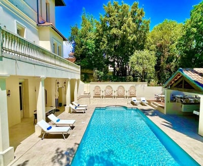 Luxury Villa Photo #2