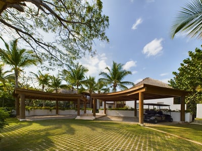 Luxury Villa Photo #69