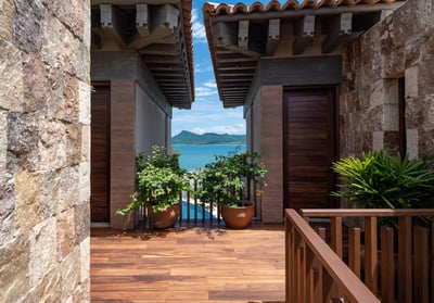 Luxury Villa Photo #18