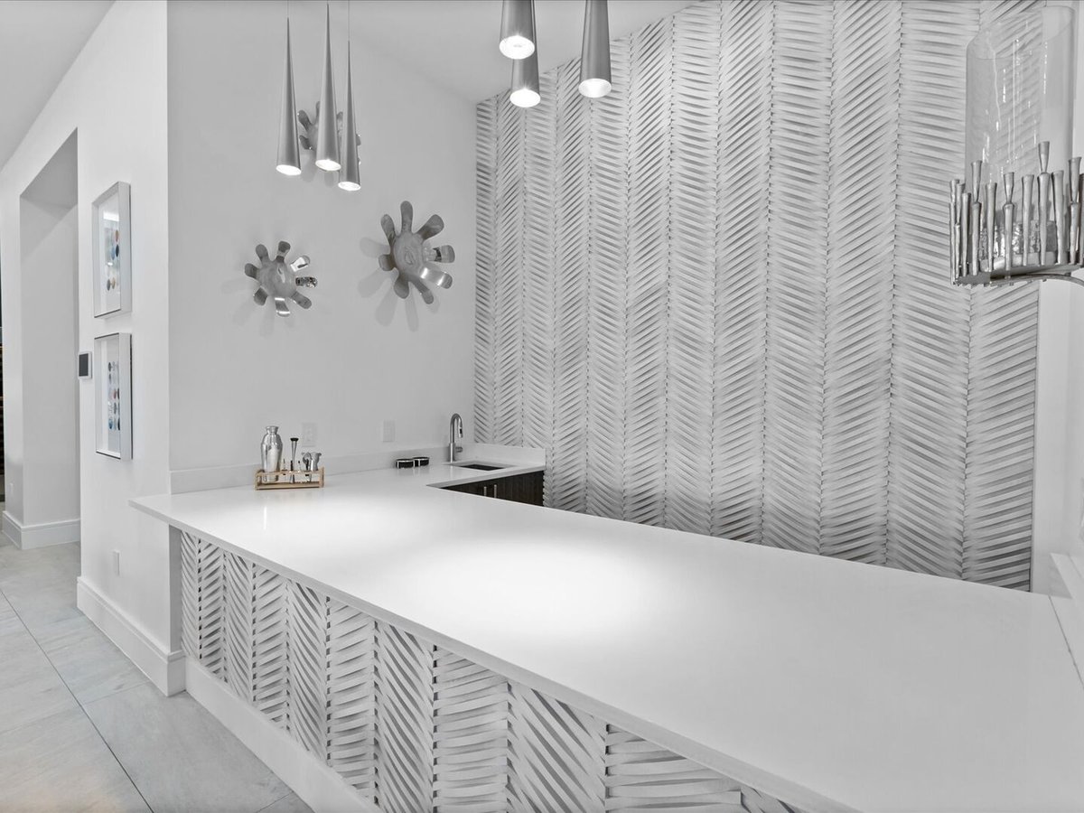 Unforgettable Utopia