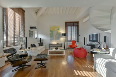 Luxury Villa Photo #3