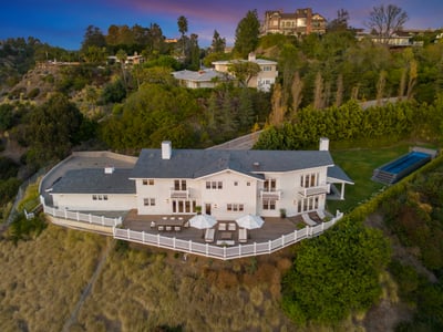 Luxury Villa Photo #10
